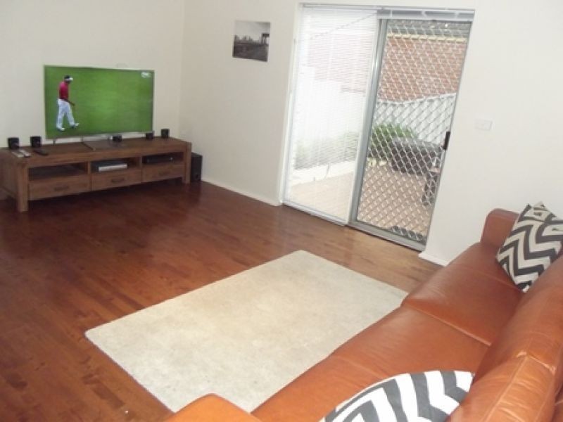 8/156 Gwenyfred Road, Kensington WA 6151