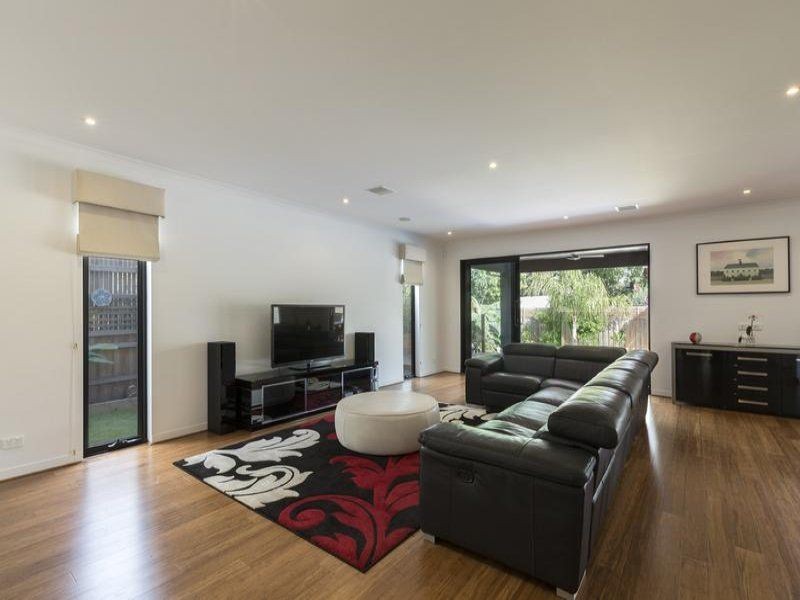 1 Champion Street, Black Rock VIC 3193