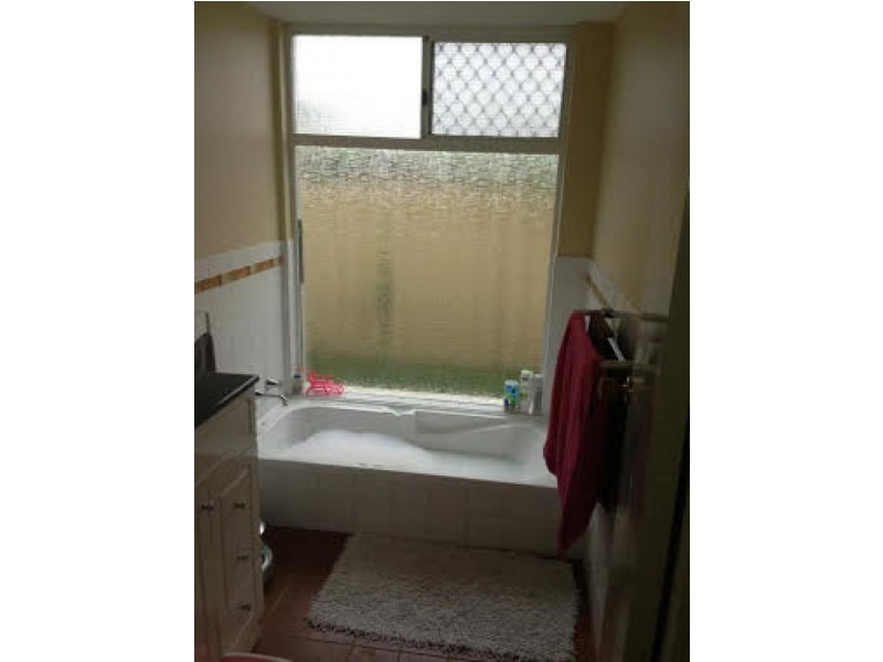 12 Koolyn Grove, Kingsley WA 6026