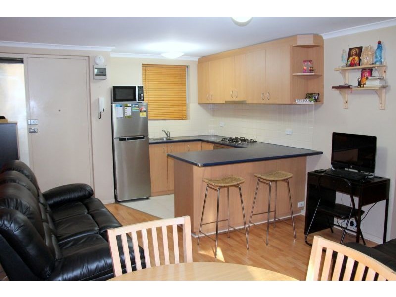 2w/24 Pearson Street, Churchlands WA 6018