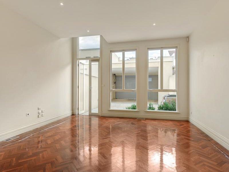 8a Surrey Road, South Yarra VIC 3141