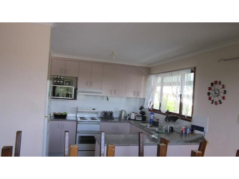 5 Chapple Court, Boyne Island QLD 4680