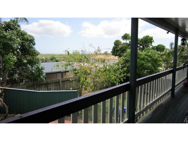 5 Chapple Court, Boyne Island QLD 4680