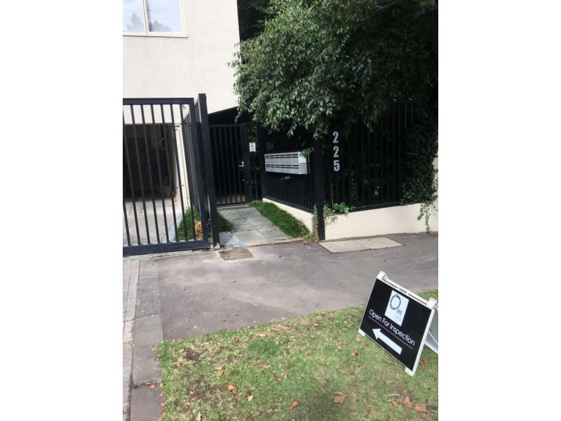 6/225 Domain Road, South Yarra VIC 3141