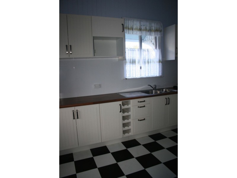 35 Blackall Street, East Ipswich QLD 4305