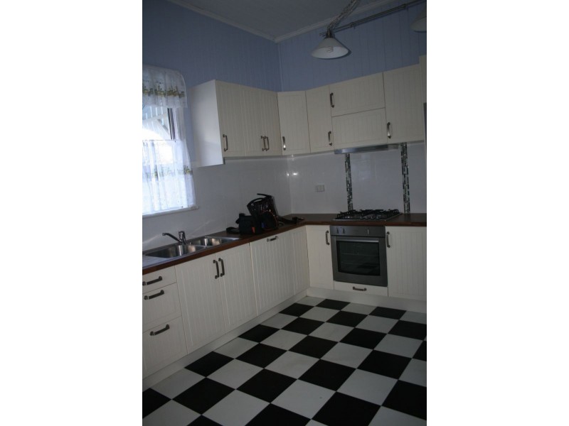 35 Blackall Street, East Ipswich QLD 4305