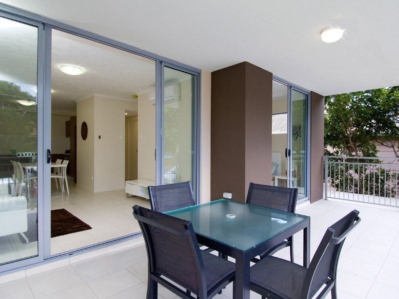 8/3 Wickham St, Newmarket QLD 4051