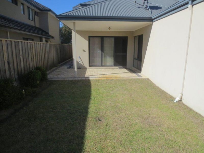 3 Cambridge Promenade, Canning Vale WA 6155