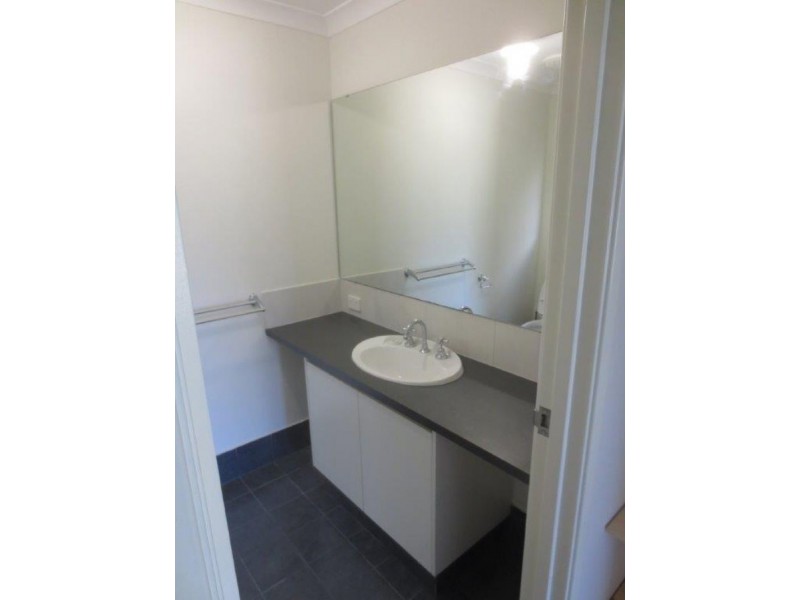 3 Cambridge Promenade, Canning Vale WA 6155