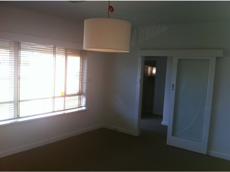 8 Airport Rd, Brooklyn Park SA 5032