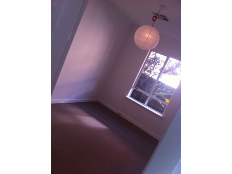 8 Airport Rd, Brooklyn Park SA 5032
