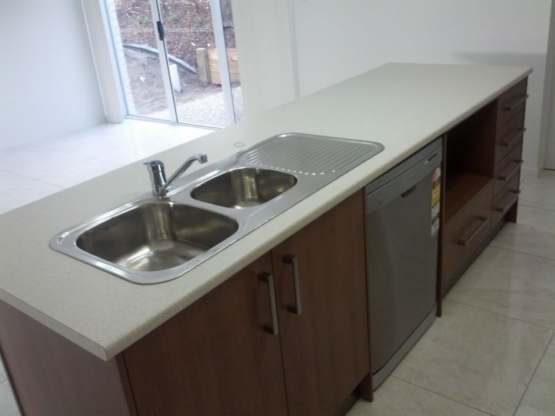 133b Wunburra Circle, Pacific Pines QLD 4211