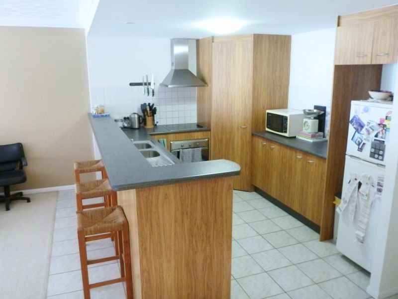 12/81 Annerley Road, Woolloongabba QLD 4102