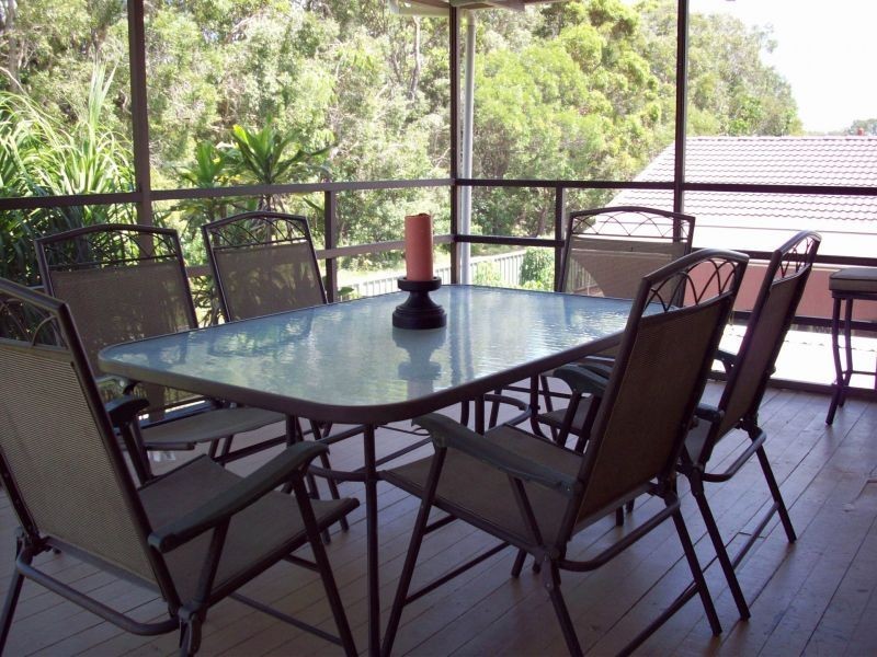 11 Ambako Place, Golden Beach QLD 4551