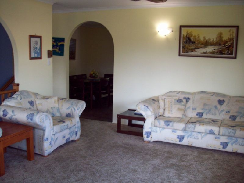 11 Ambako Place, Golden Beach QLD 4551