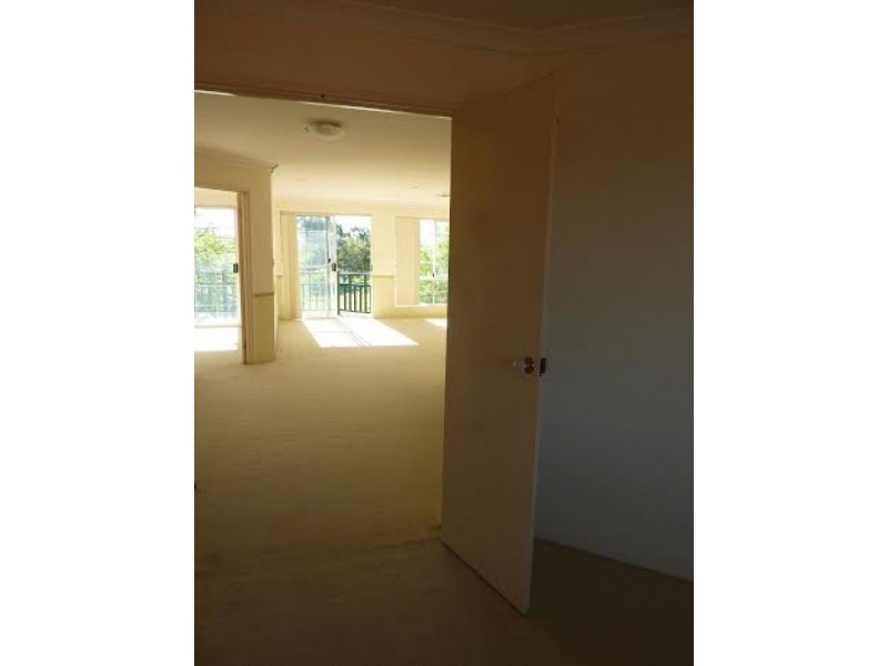 Unit 8,/64 Moondine Drive, Wembley WA 6014