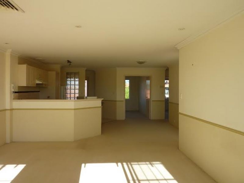 Unit 8,/64 Moondine Drive, Wembley WA 6014
