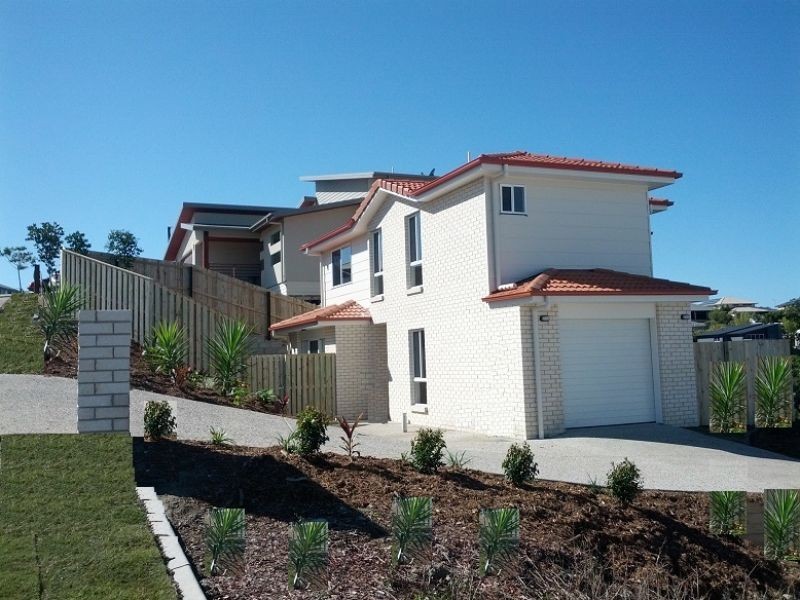 133a Wunburra Circle, Pacific Pines QLD 4211