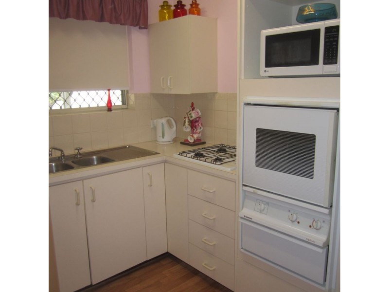 10/2 Argyle Place, Yangebup WA 6164