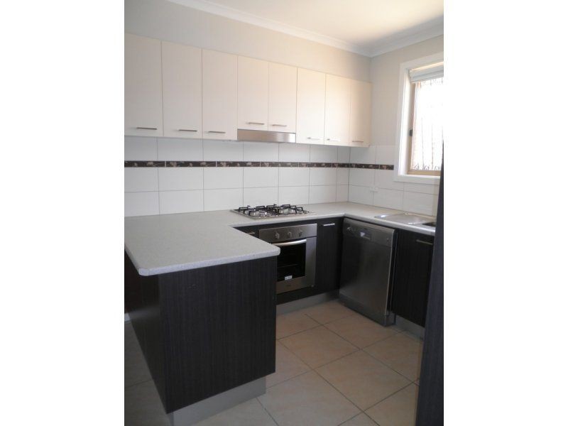 2/25 Gordon St, Footscray VIC 3011