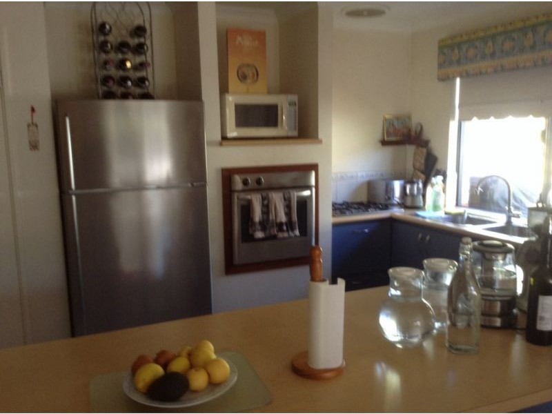 17 Andrews Rd, Wilson WA 6107