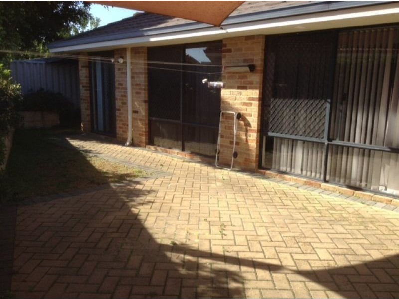 17 Andrews Rd, Wilson WA 6107