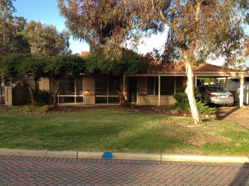 2 Lombe Garden, Atwell WA 6164