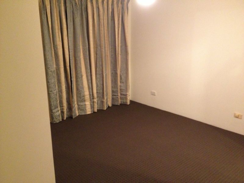 2 Lombe Garden, Atwell WA 6164