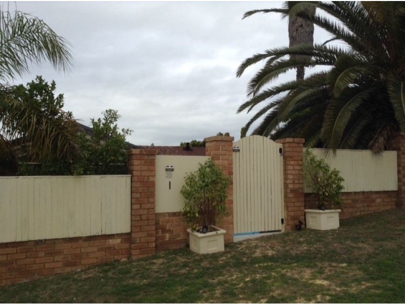 2 Stenness Pl, Duncraig WA 6023