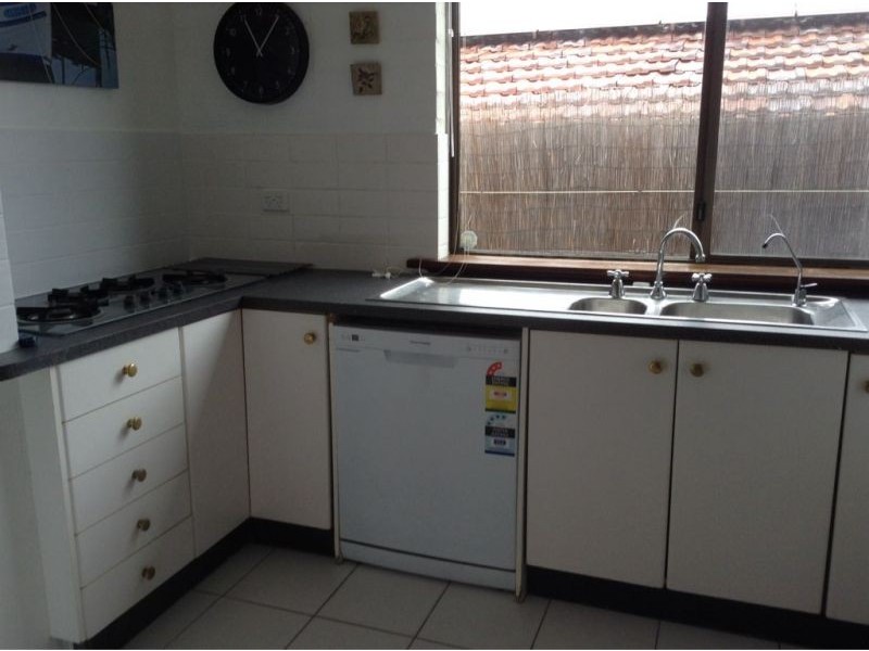 2 Stenness Pl, Duncraig WA 6023