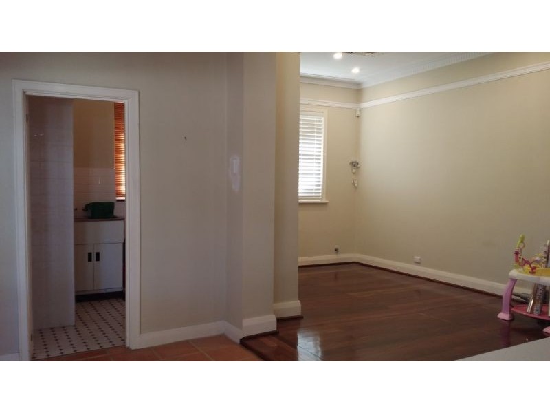 27 Toowong St, Bayswater WA 6053