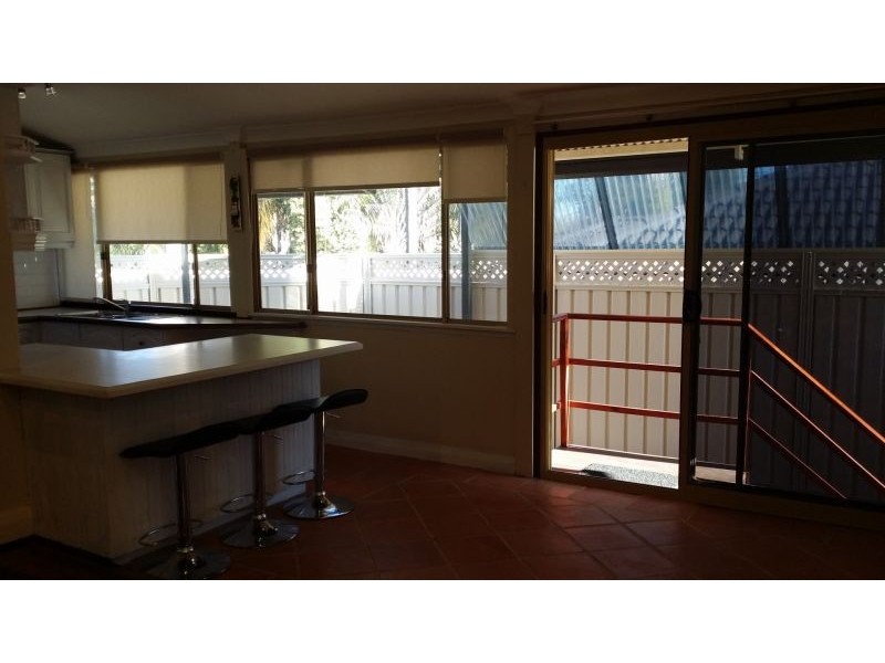 27 Toowong St, Bayswater WA 6053