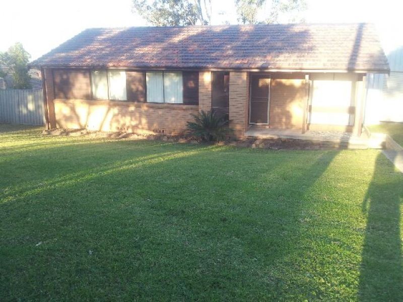 4 Columbia Road, Seven Hills NSW 2147