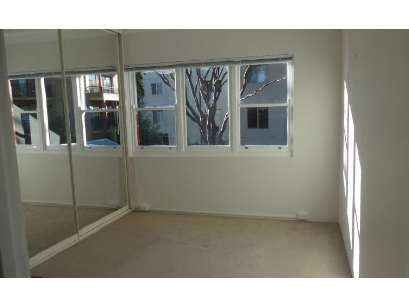 2/35 Girrilang Road, Cronulla NSW 2230