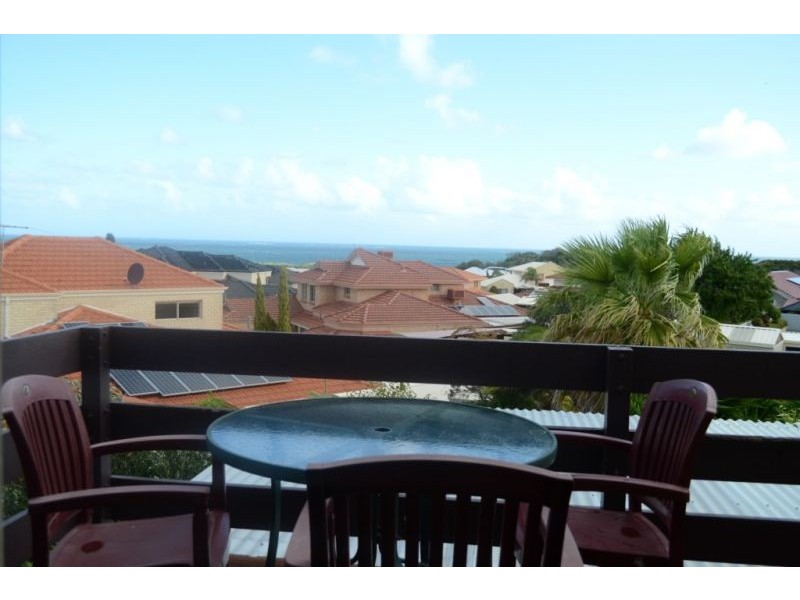 8 Ketch Close, Ocean Reef WA 6027