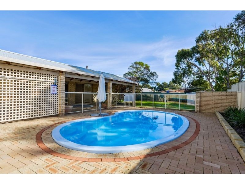 17 Style Court, Bibra Lake WA 6163