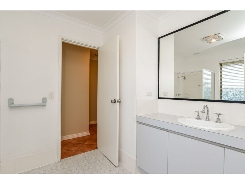 17 Style Court, Bibra Lake WA 6163