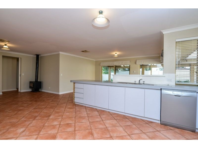 17 Style Court, Bibra Lake WA 6163