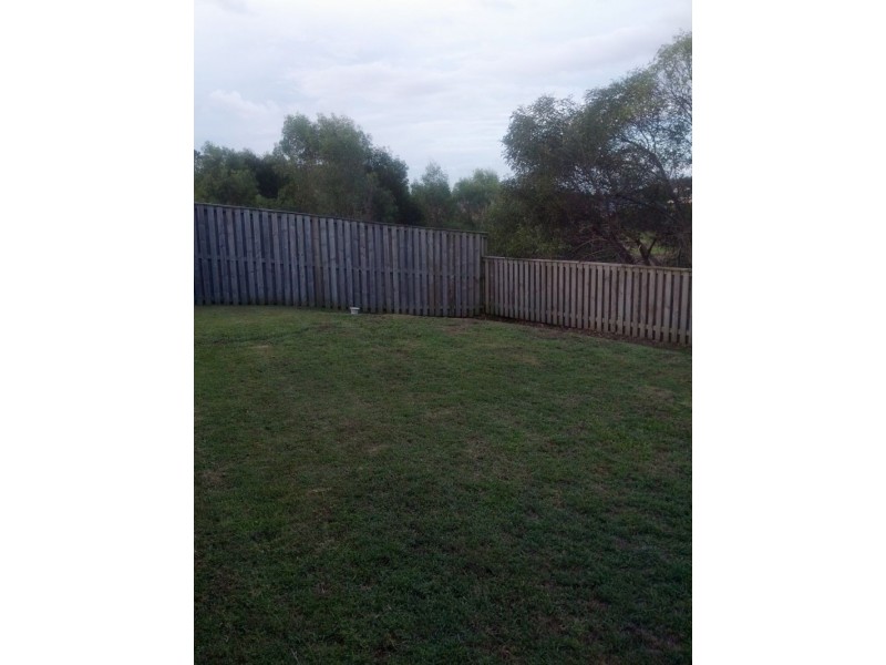 1 Roper Street, Pacific Pines QLD 4211