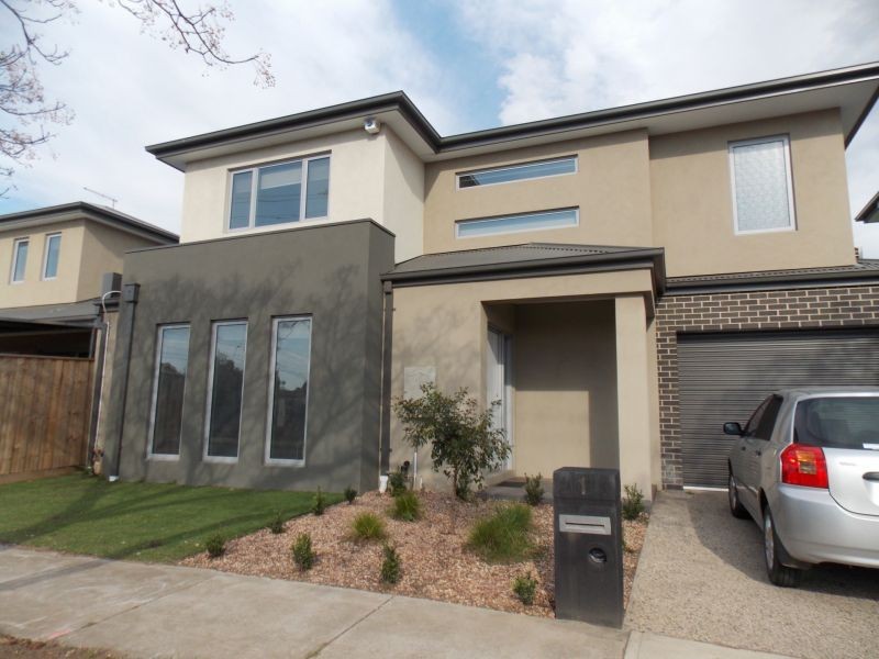 1 Iris Avenue, Altona North VIC 3025