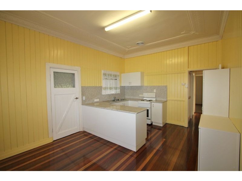 81 Tooley Street, Maryborough QLD 4650