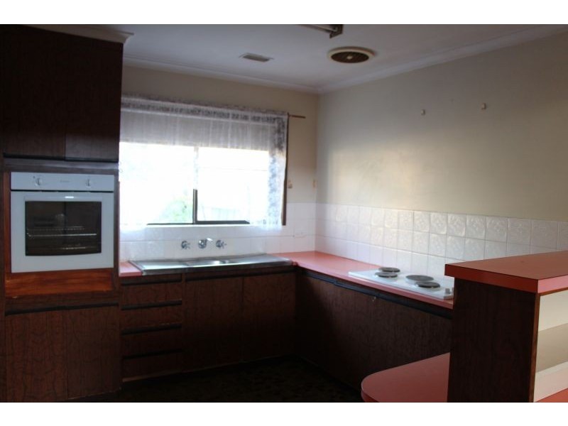 59 Elphinstone St, West Footscray VIC 3012