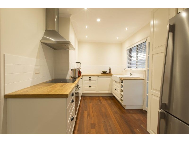 22 Marian St, Innaloo WA 6018