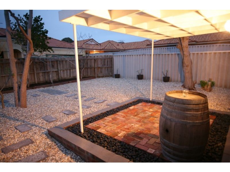 22 Marian St, Innaloo WA 6018