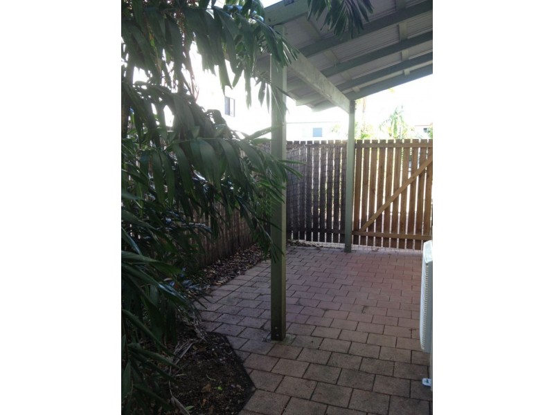 4/8 Boden Street, Yorkeys Knob QLD 4878