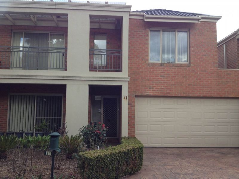 21 Madison Boulevard, Mitcham VIC 3132
