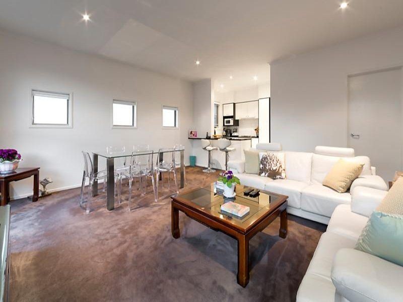 1/1072 Lygon Street, Carlton North VIC 3054