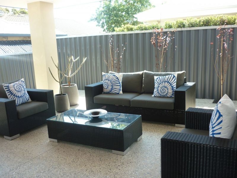 5a Isaac St, Melville WA 6156