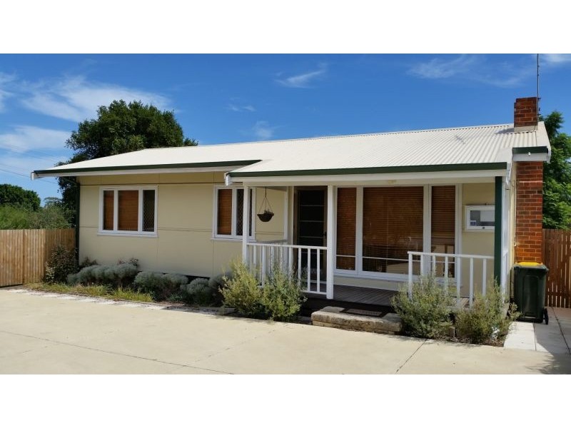 35 Grigg Place, Hilton WA 6163
