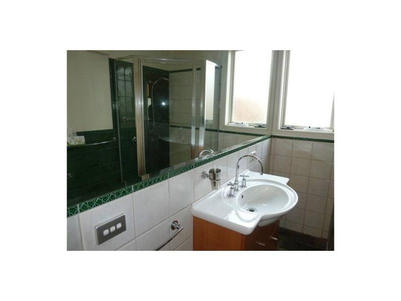 4 Bowler St, Hawthorn East VIC 3123